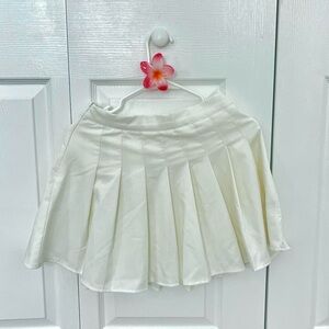 white skirt 🐇🤍